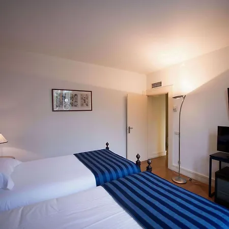 Garden Hotel 4*
