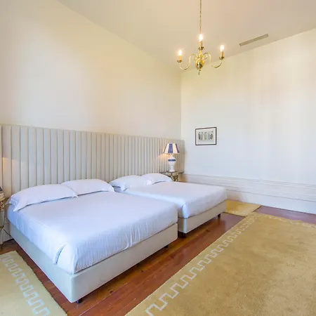 Garden Hotel 4*