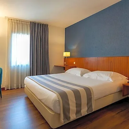 Hotel Garden 4*
