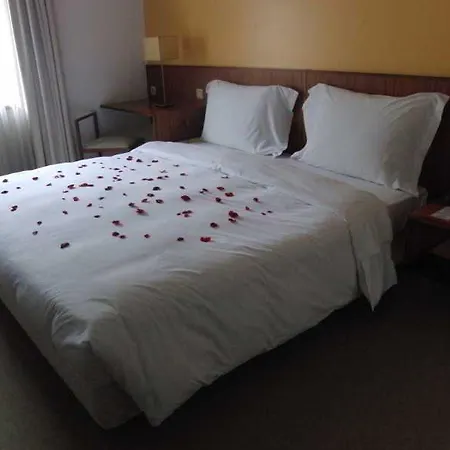 Garden 4*